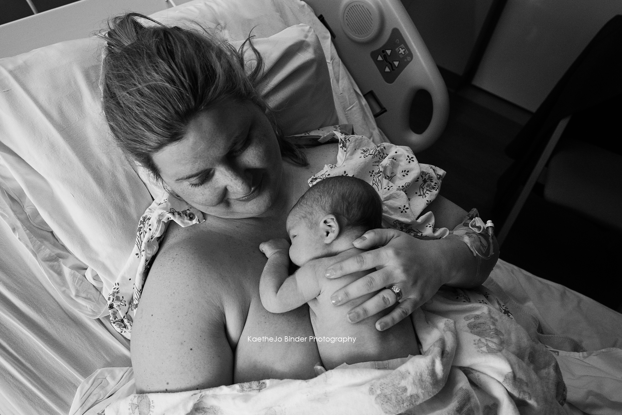 Tacoma Birth Photographer Fresh48 Newborn Photography Seattle Renton Bellevue
